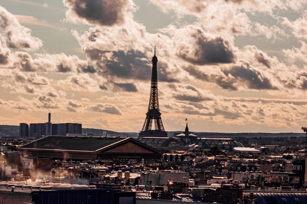La Tour Eiffel au coucher du soleil